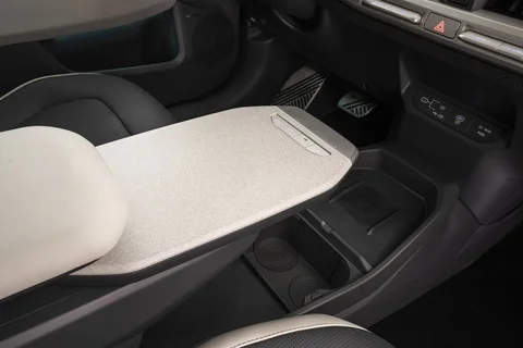 Kia EV3 81.4kWh Plus Advanced 2024 view 9