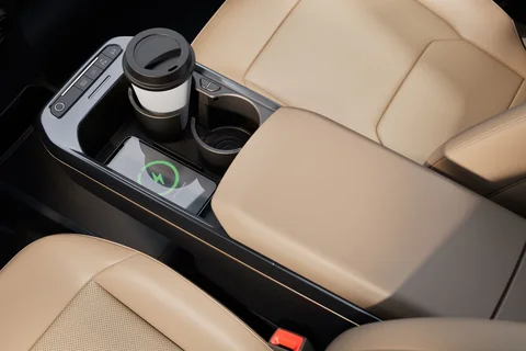Kia EV5 81.4 kWh Plus Advanced 2025 view 2