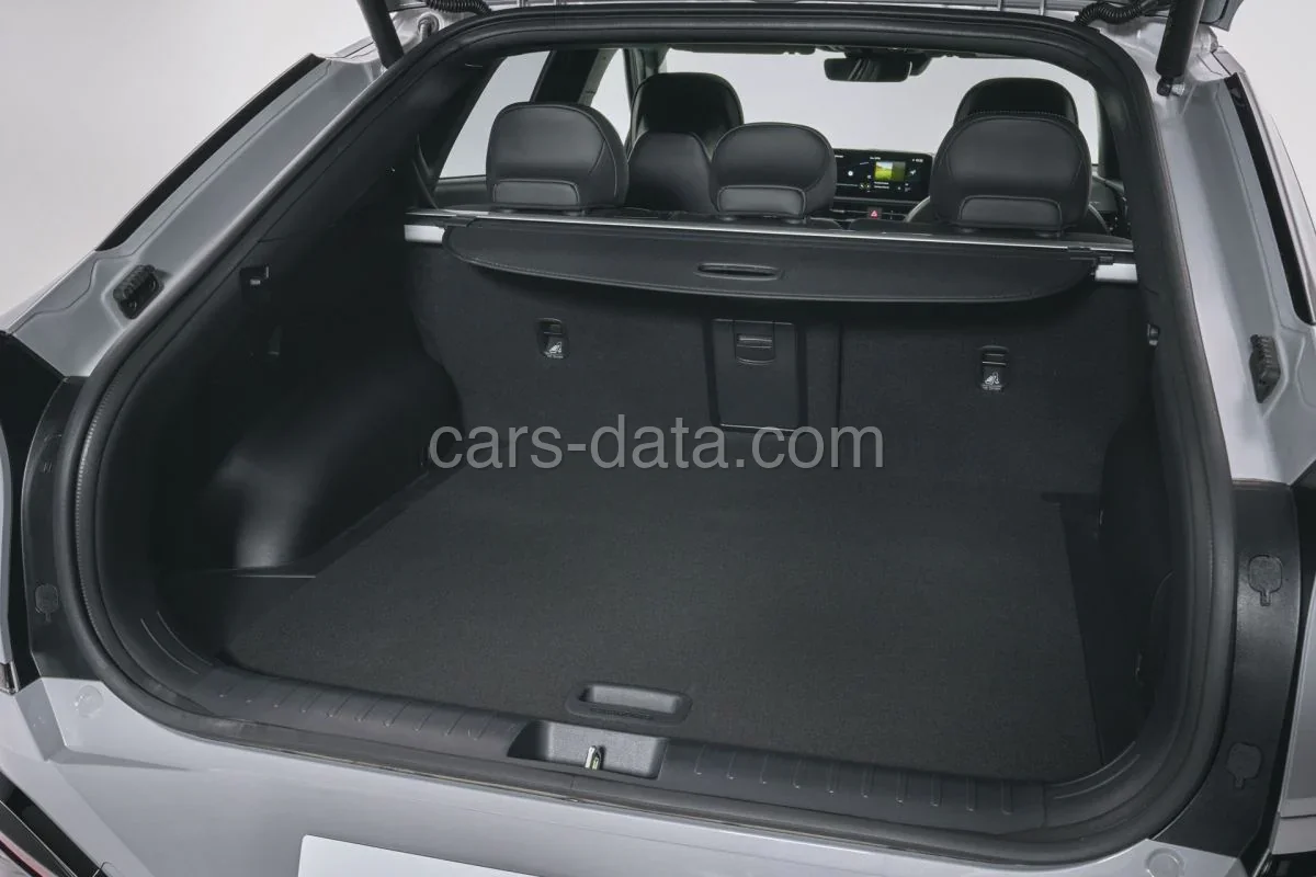 Kia EV6 84kWh Plus Advanced 2024 front view