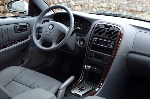 Kia Magentis 2.0 Optima 2004 view 8