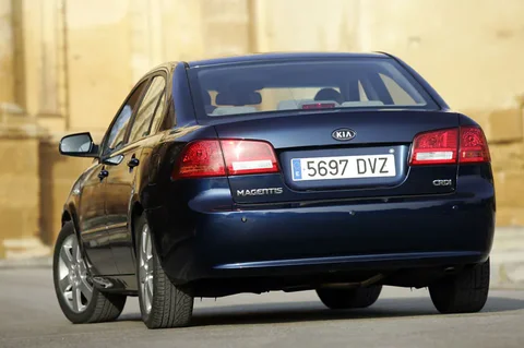 Kia Magentis 2.7 V6 EX Luxe 2006 view 4