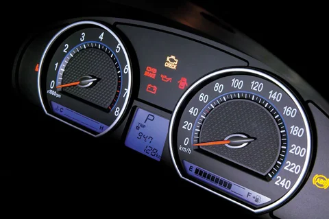 Kia Magentis 2.7 V6 EX Luxe 2006 view 11