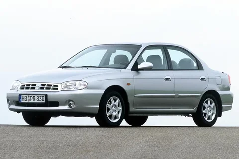 Kia Mentor 1.6 RS 2001 view 2