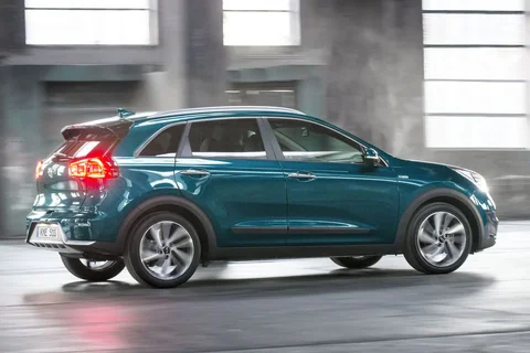Kia Niro 1.6 GDi PHEV DynamicPlusLine 2018 view 4
