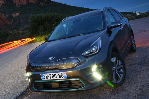 Kia Niro e-Niro 64kWh DynamicPlusLine 2021 view 5