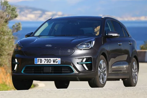 Kia Niro e-Niro 64kWh DynamicPlusLine 2021 view 8