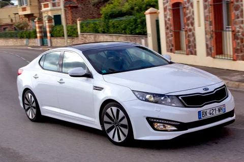 Kia Optima 1.7 CRDi Super Pack 2012 view 2