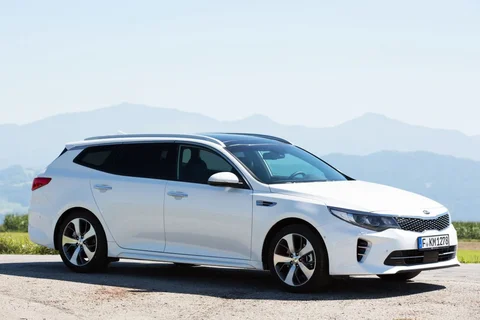 Kia Optima SW 1.7 CRDi DynamicLine 2016 view 9
