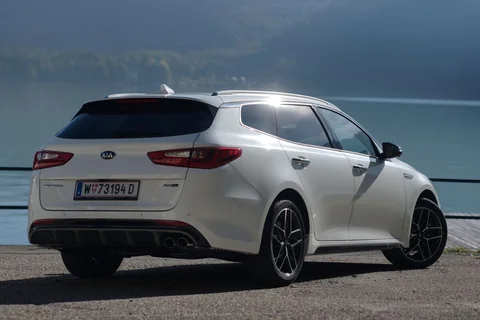 Kia Optima SW 2.0 GDi PHEV DynamicPlusLine 2019 view 7