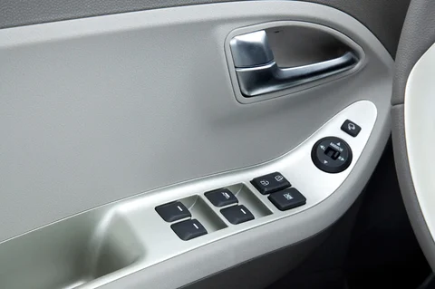 Kia Picanto 1.0 CVVT Plus Pack 2012 view 2