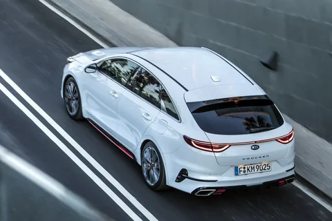 Kia ProCeed 1.6 CRDi GT-PlusLine 2019 view 9