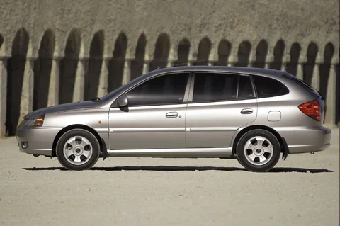 Kia Rio 1.3 RS 2003 view 4