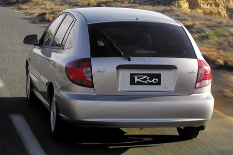 Kia Rio 1.3 RS 2003 view 7