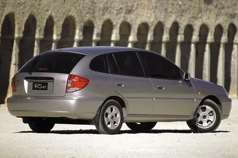 Kia Rio 1.3 RS 2003 view 8