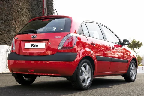 Kia Rio 1.4 X 2007 view 4