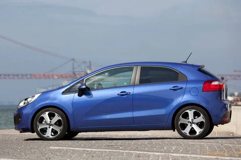 Kia Rio 1.1 CRDi Plus Pack 2011 view 9