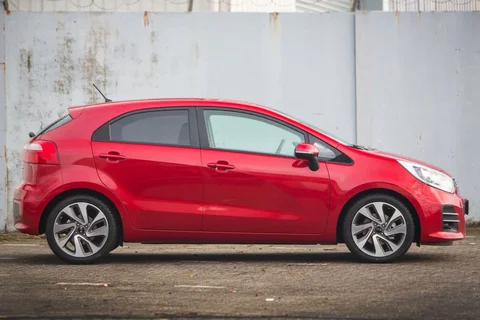 Kia Rio 1.2 CVVT DynamicLine 2015 view 2