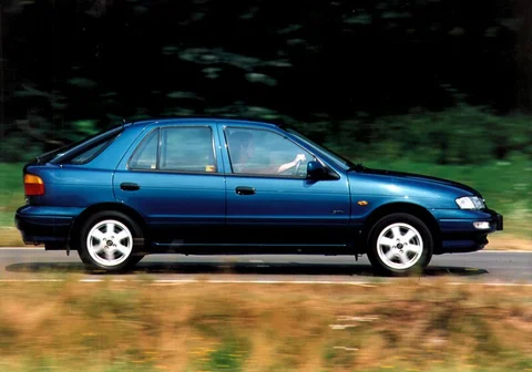 Kia Sephia 1.5i SLX 1996 view 4