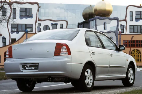 Kia Shuma 1.6 Silver 2003 view 3