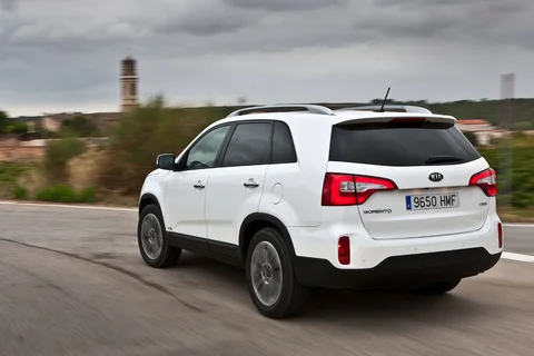 Kia Sorento 2.4 GDI Super Pack 2012 view 3