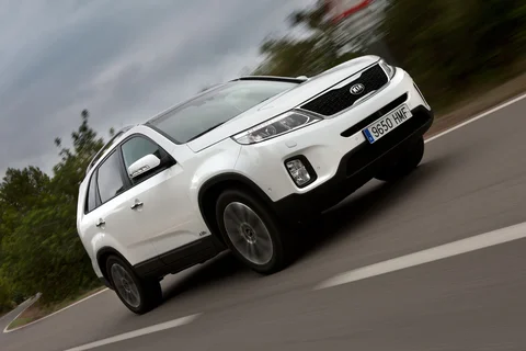 Kia Sorento 2.4 GDI Super Pack 2012 view 4