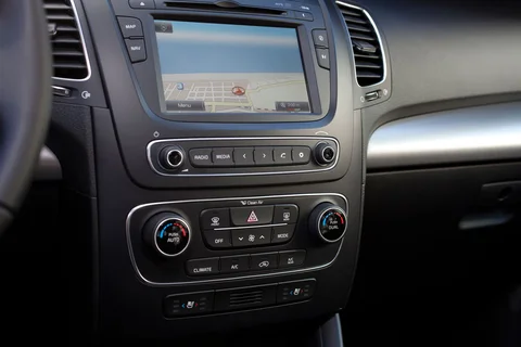 Kia Sorento 2.4 GDI Super Pack 2012 view 10