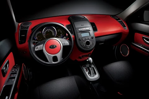 Kia Soul 1.6 GDi Rhythm 2012 view 3
