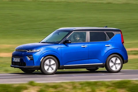 Kia Soul e-Soul 39kWh DynamicPlusLine 2020 view 12