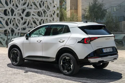 Kia Sportage 1.6 T-GDi Plug-in Hybrid AWD DynamicPlusLine 2025 view 11