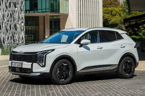 Kia Sportage 1.6 T-GDi Plug-in Hybrid AWD DynamicPlusLine 2025 view 12