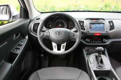 Kia Sportage 1.7 CRDi Plus Pack 2012 view 4