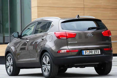 Kia Sportage 1.7 CRDi DynamicPlusLine 2015 view 9