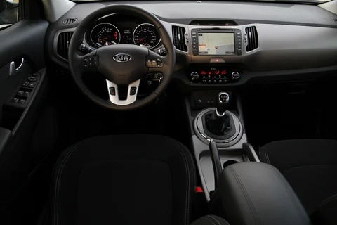 Kia Sportage 1.7 CRDi DynamicPlusLine 2015 view 2