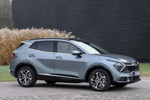 Kia Sportage 1.6 T-GDi Mild Hybrid DynamicPlusLine 2024 view 4