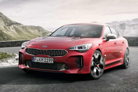 Kia Stinger 2.2 CRDi GT-Line 2017 view 11