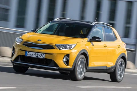 Kia Stonic 1.6 CRDi DynamicPlusLine 2018 view 8