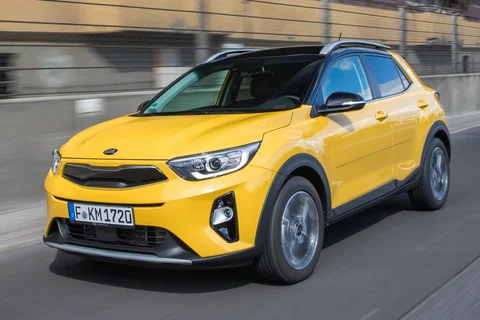 Kia Stonic 1.6 CRDi DynamicPlusLine 2018 view 9