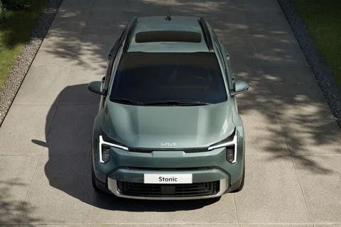 Kia Stonic 1.0 T-GDi MHEV DynamicPlusLine 2025 view 5