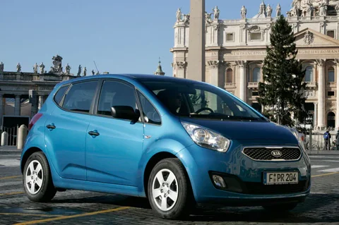 Kia Venga 1.6 CRDi Plus Pack 2012 view 9