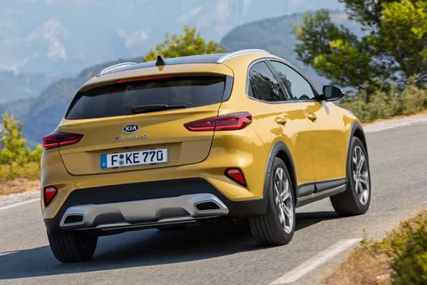 Kia XCeed 1.6 CRDi MHEV DynamicLine 2020 view 5