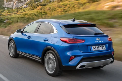 Kia XCeed 1.6 CRDi MHEV DynamicLine 2020 view 8