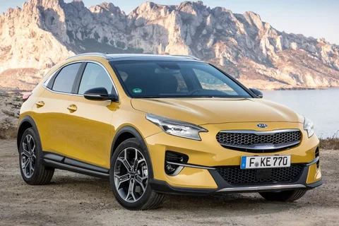 Kia XCeed 1.6 CRDi MHEV DynamicLine 2020 view 11