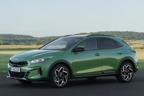 Kia XCeed 1.6 GDi PHEV DynamicPlusLine 2023 view 8