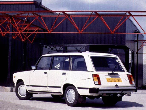 Lada Σειρά 2100 2104 Estate 1.3 1987 view 2