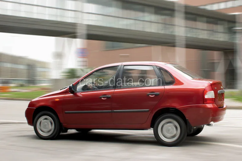 Lada Kalina 1118 1.4 2010 front view