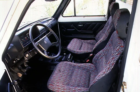 Lada Niva 1.7i 1995 view 3
