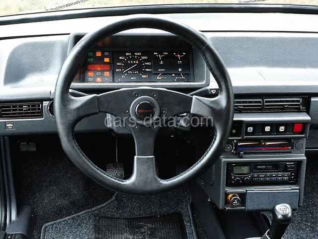 Lada Samara 1.5 1989 front view