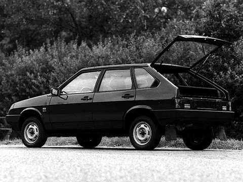 Lada Samara 1.1 1991 view 2