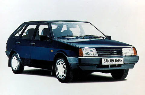 Lada Samara 1.5i Baltic L 1997 view 3