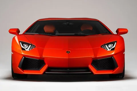 Lamborghini Aventador LP700-4 2011 view 12